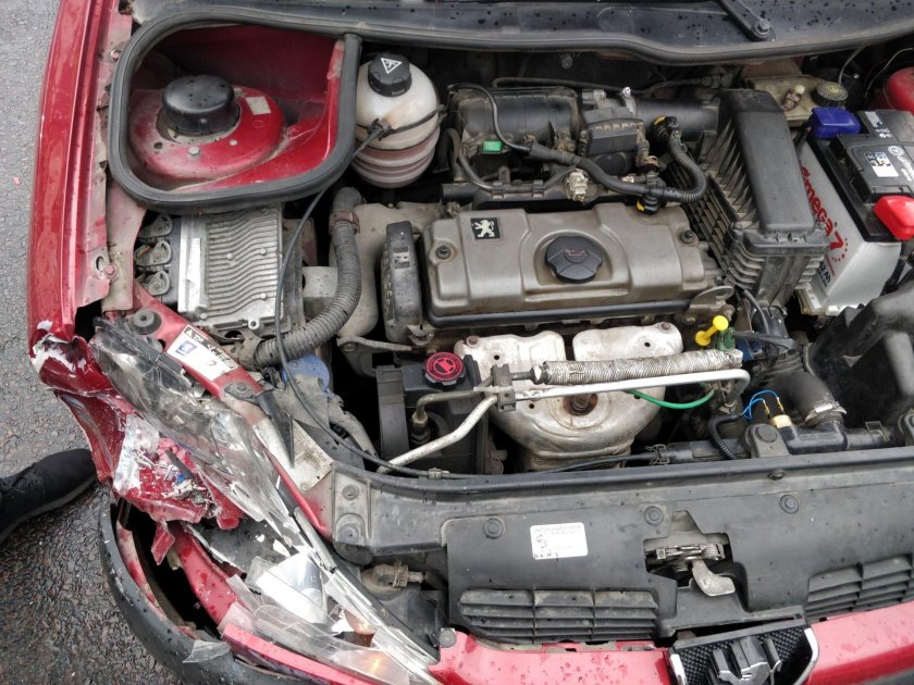 Мотор Пежо 206 1.4