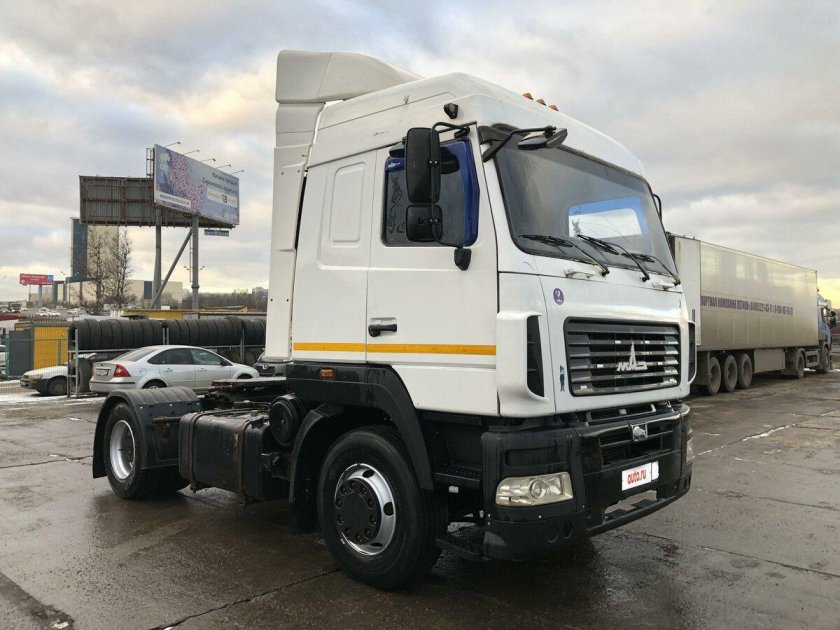 МАЗ 5440а9