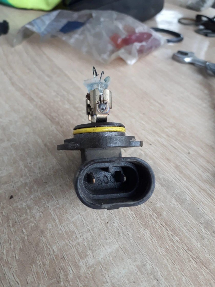 Лампа противотуманной фары w203