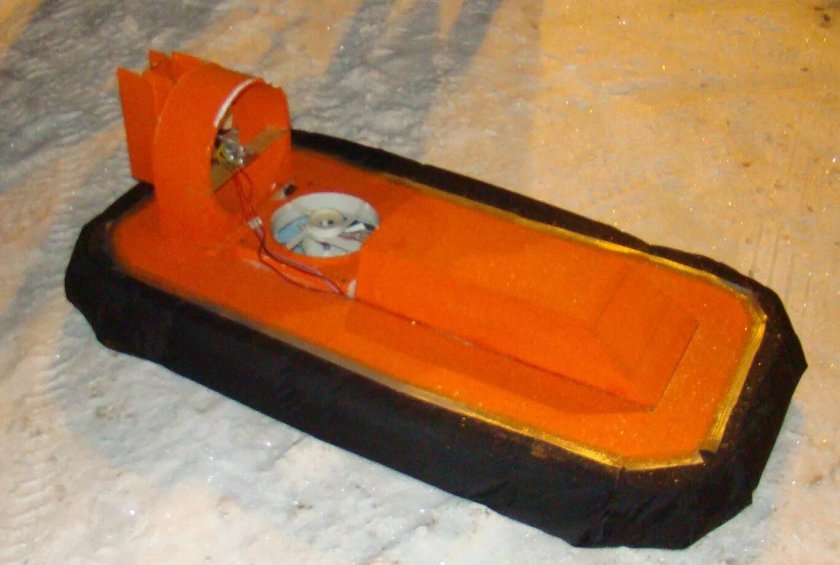 Радиоуправляемое судно на воздушной подушке своими руками