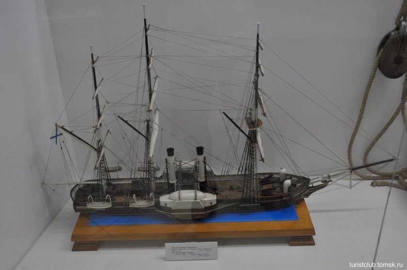 Модель пароходо-фрегата "Владимир"