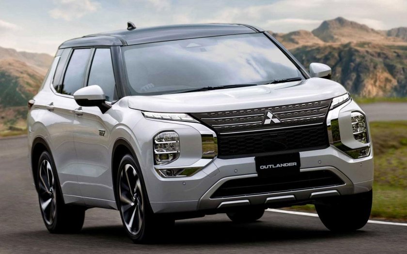 Митсубиси Аутлендер 2022