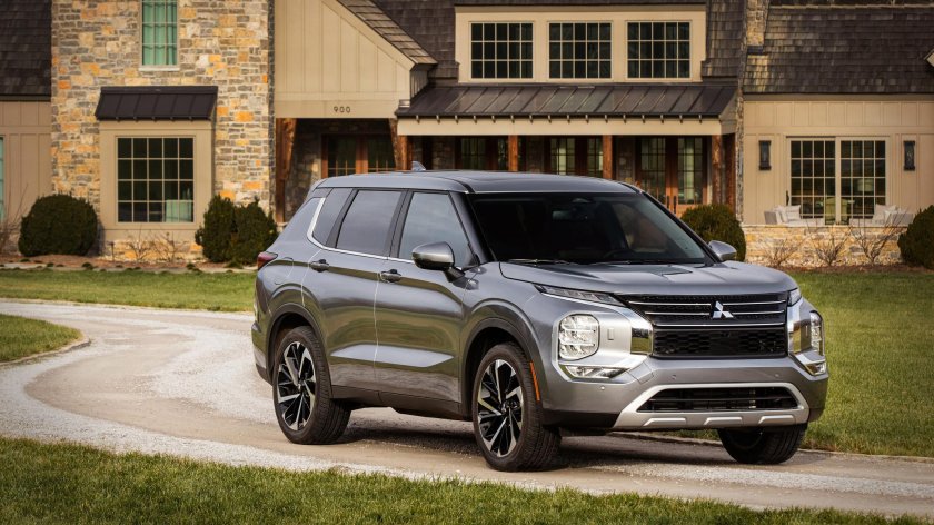 Mitsubishi Outlander 2022