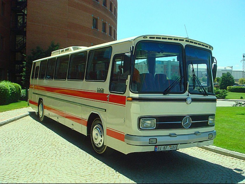 Мерседес 302