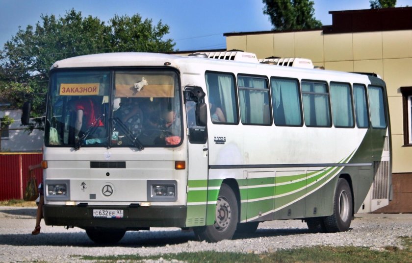 Mercedes-Benz o302s