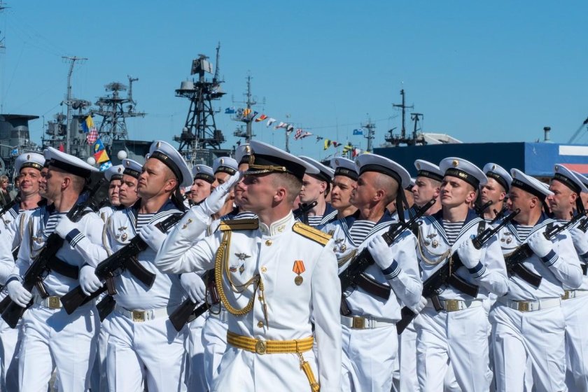 Военно-морской флот (ВМФ)