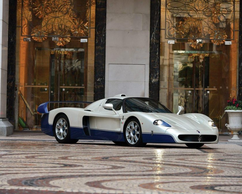Maserati mc12 2004