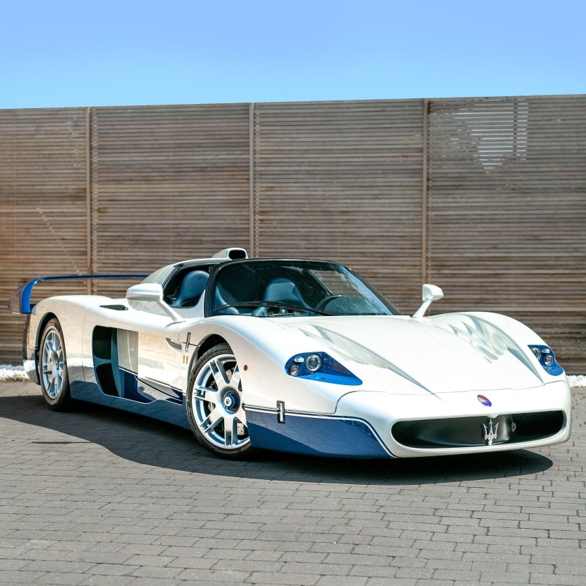 Maserati mc12 гиперкар