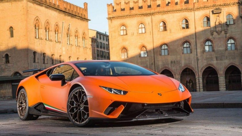 Ламборгини Хуракан Перфоманте оранжевый