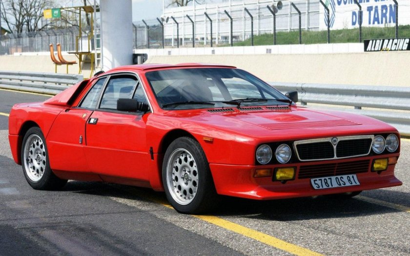 Lancia 037