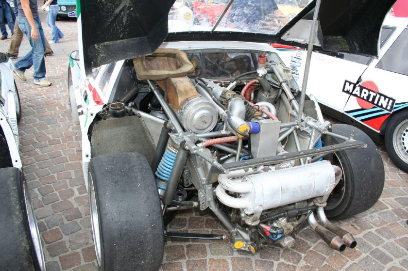 Двигатель Lancia 037