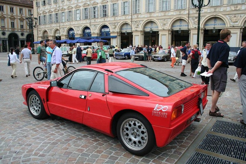 Lancia Rally 037 Stradale