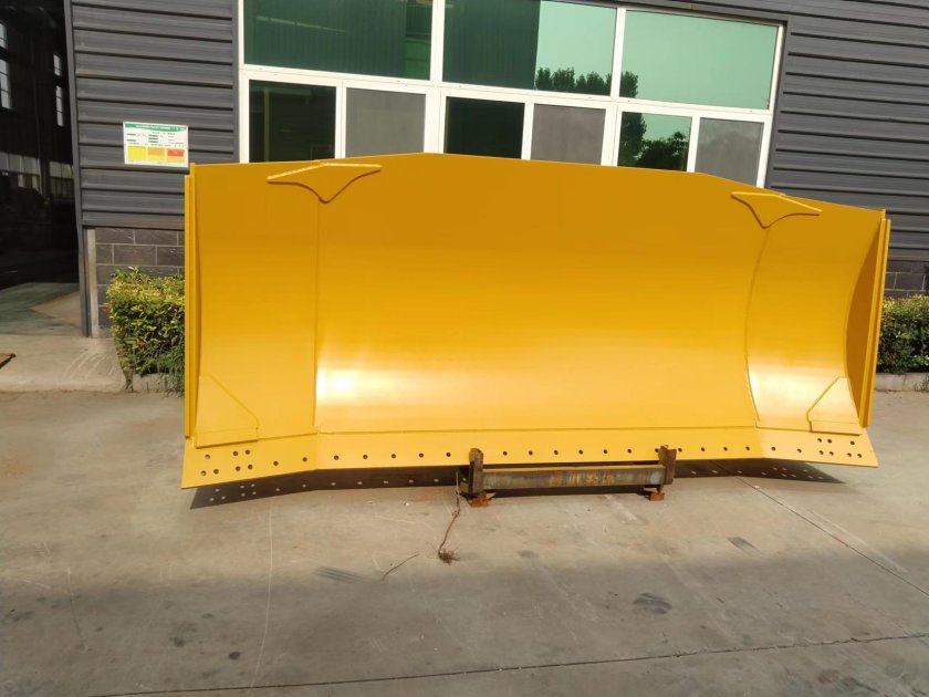 Т 150 С лопатой