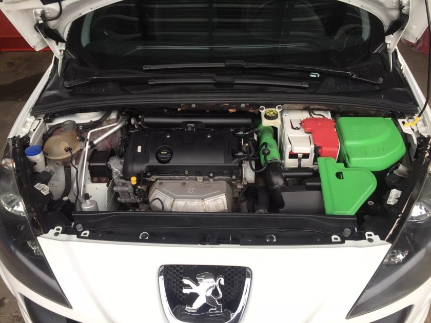 Пежо 308 под капотом