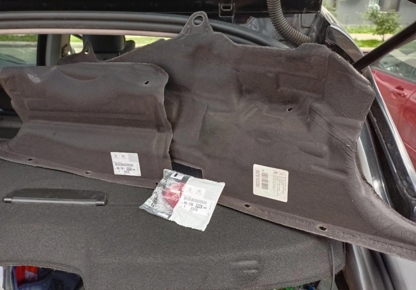 БМВ е46 подкапотная шумка