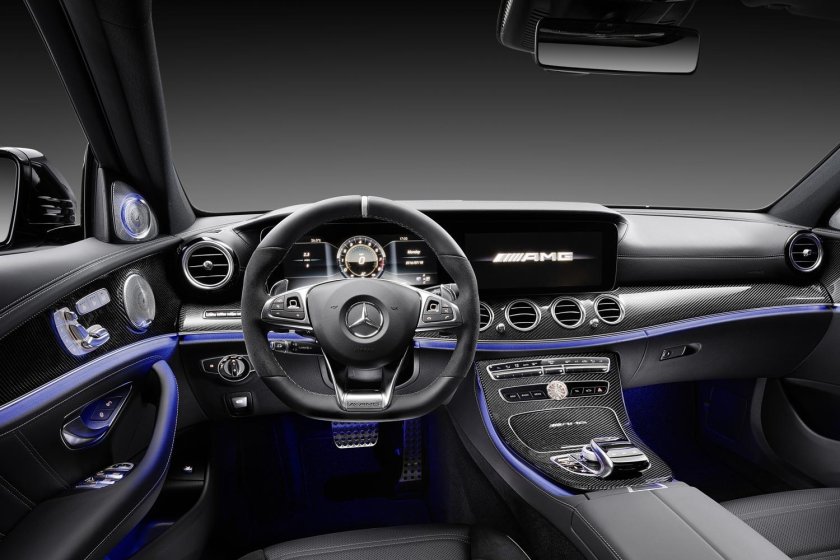 Mercedes e class АМГ салон 213