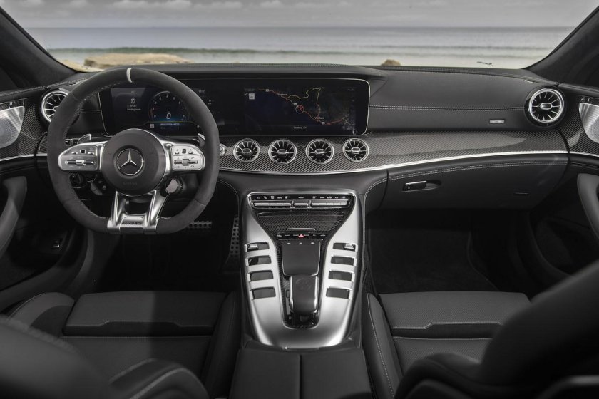 Mercedes AMG gt 63 s Interior