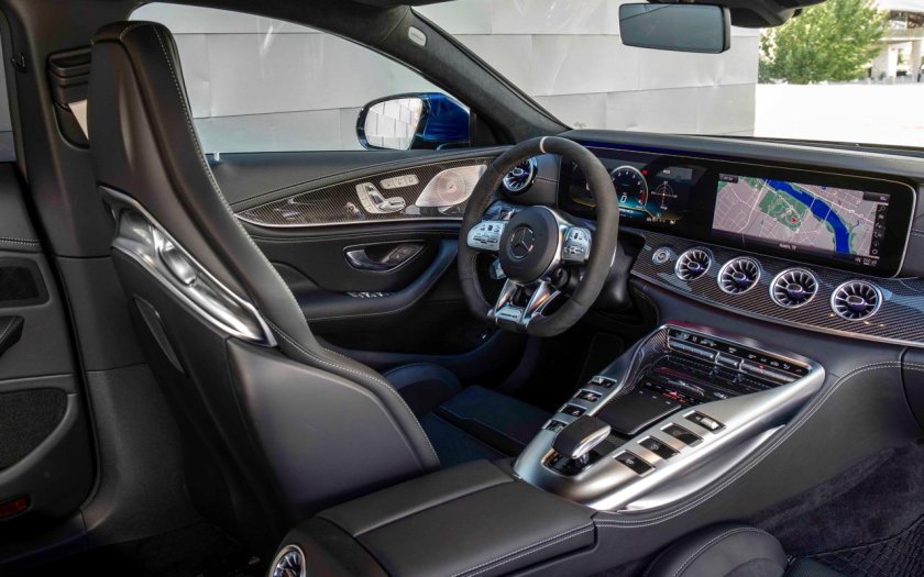 Mercedes AMG gt 63 s