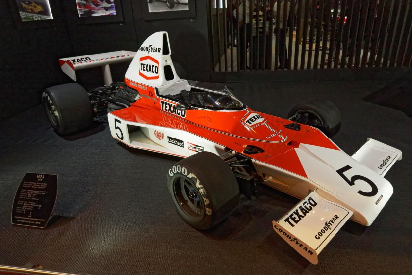 MCLAREN m23