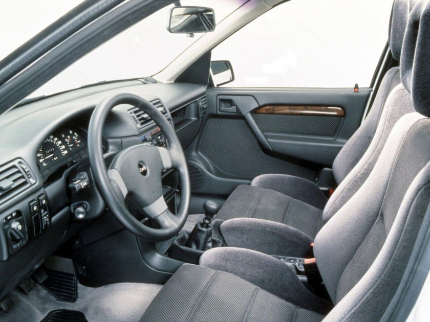 Opel Vectra b 2000 салон