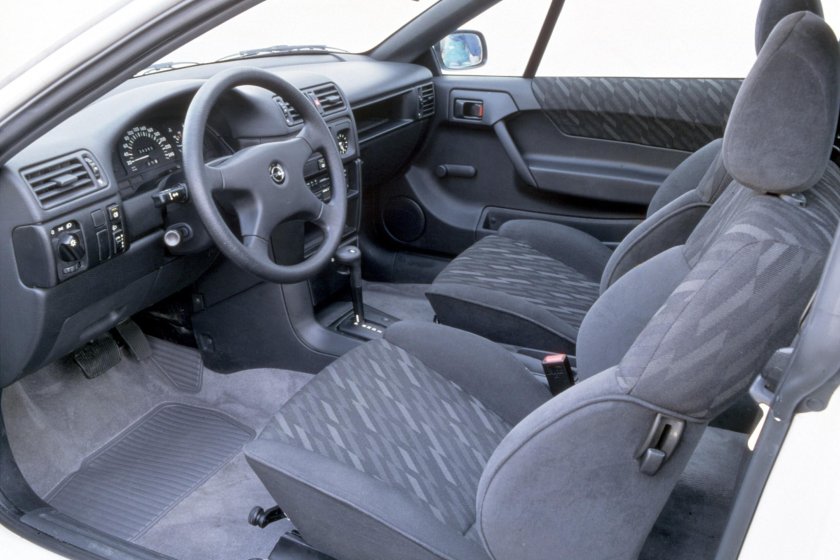 Опель калибра 1992 салон