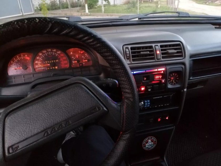 Опель Вектра 1991 салон