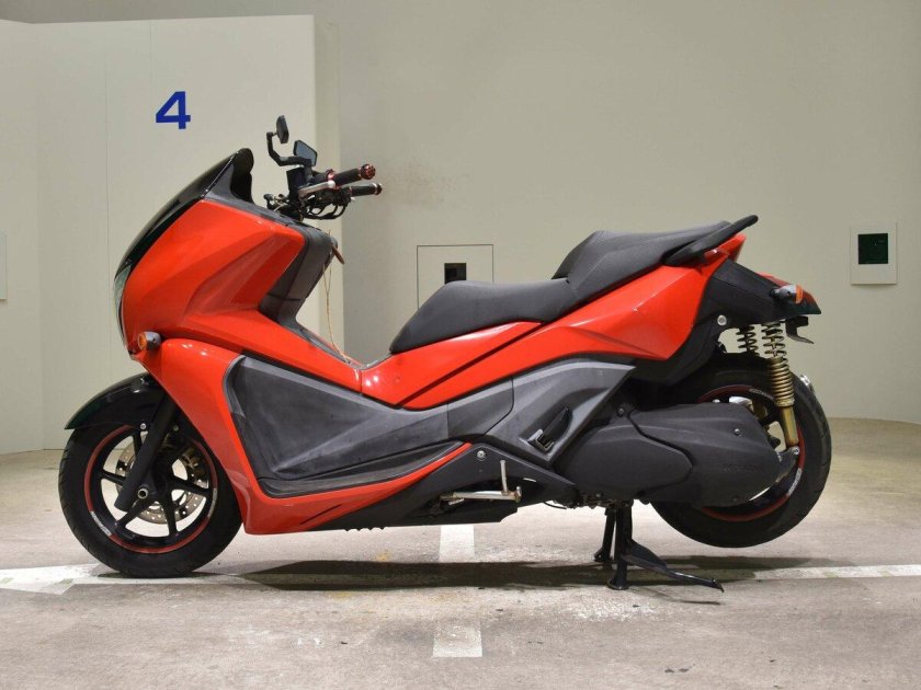 Скутер Honda FAZE 250