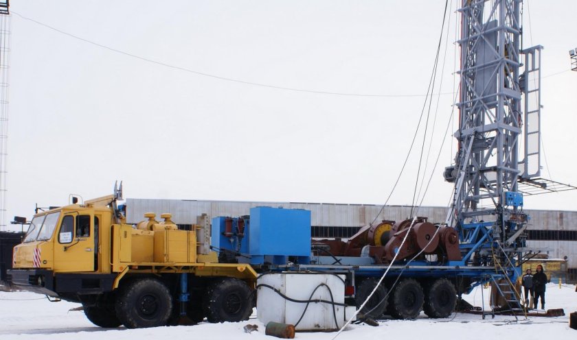 Агрегат ремонтно буровой АРБ 100