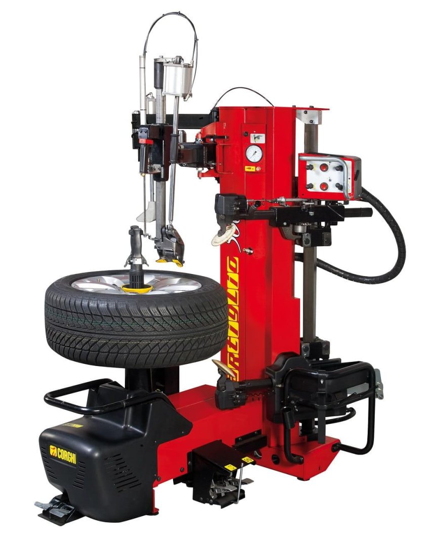 Шиномонтажный станок Corghi