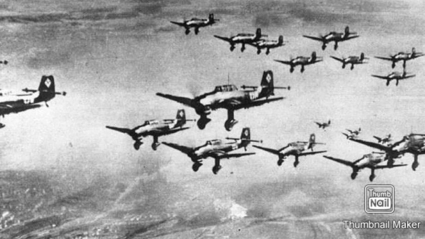 Война 1941-1945 немецкие самолеты бомбят