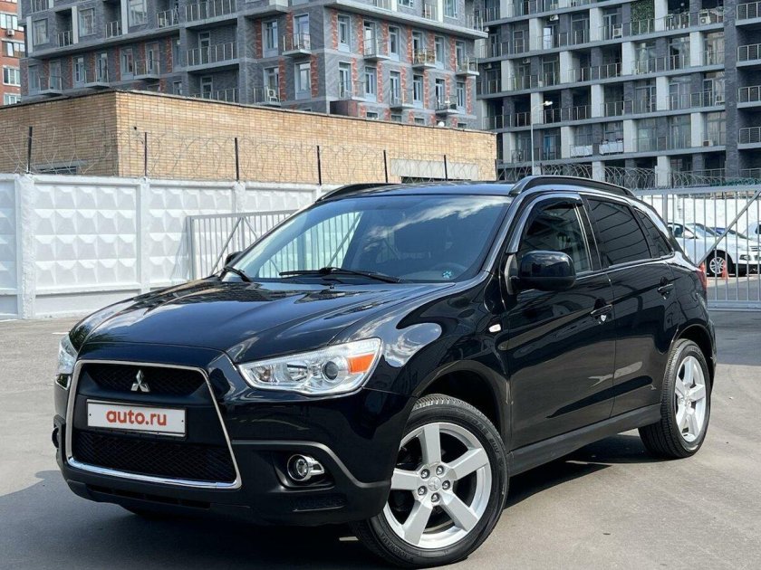 Митсубиси АСХ 2013 Рестайлинг