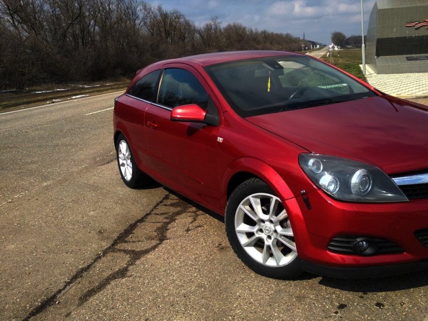 Opel Astra GTC 2006