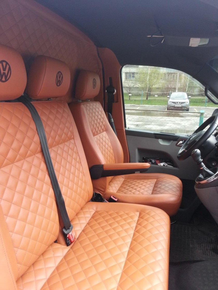 Чехлы на Фольксваген т4