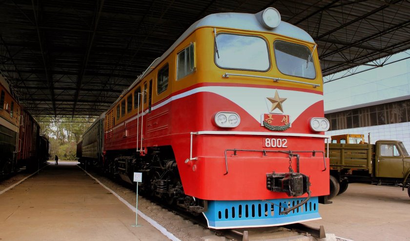 М62 электровоз КНДР