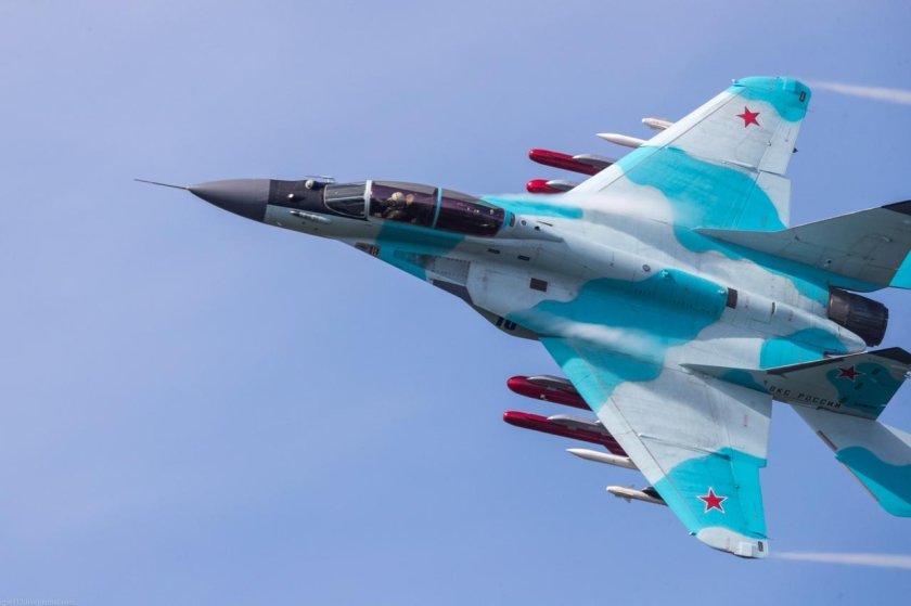 Самолет mig 35