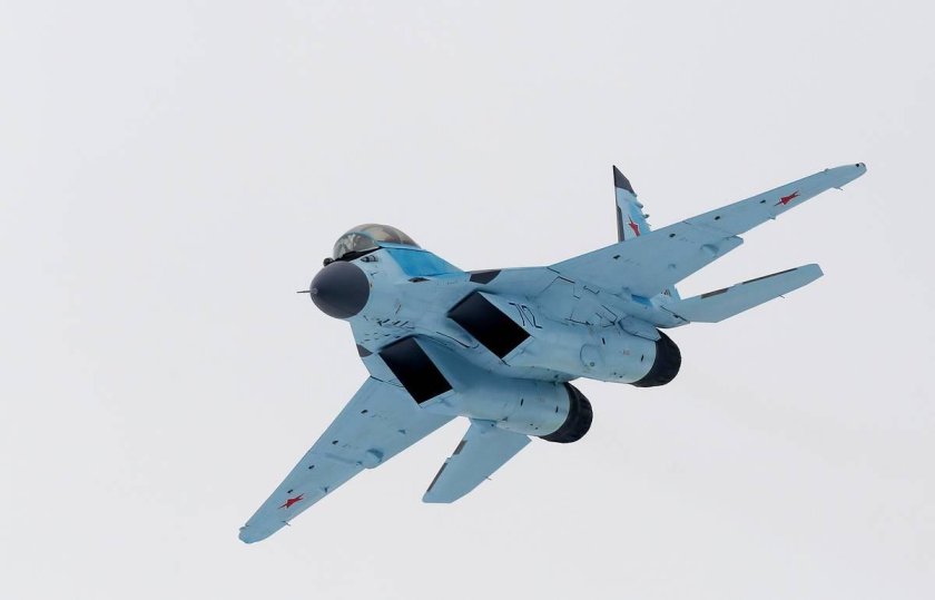 Многоцелевой истребитель миг-35