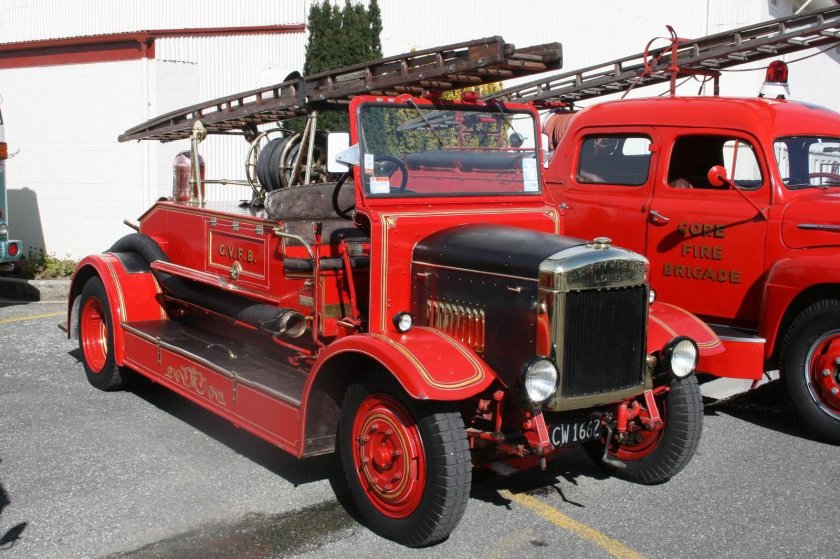 Грузовик Dennis