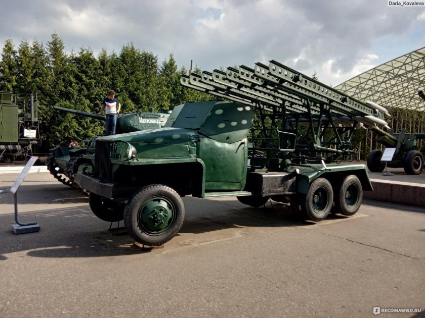 Выставка техники в парке Победы в Москве