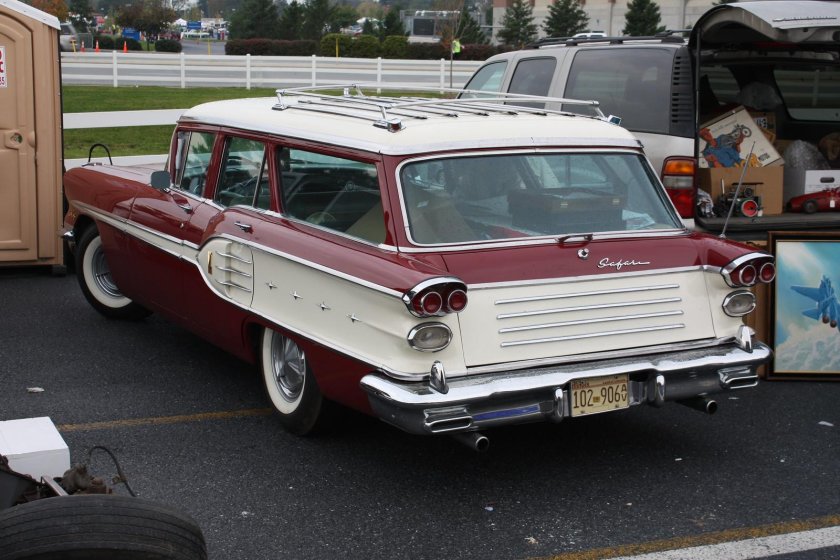 1958 Pontiac Wagon