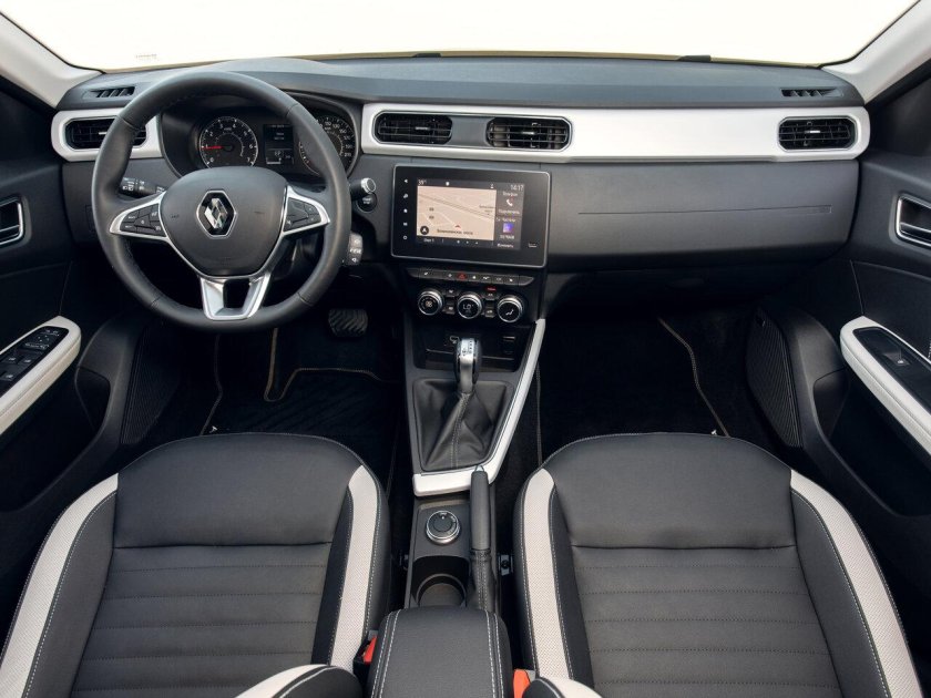 Рено аркана 2023 салон