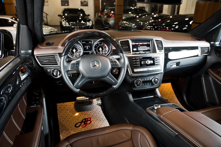 Mercedes Benz gl 63 AMG салон