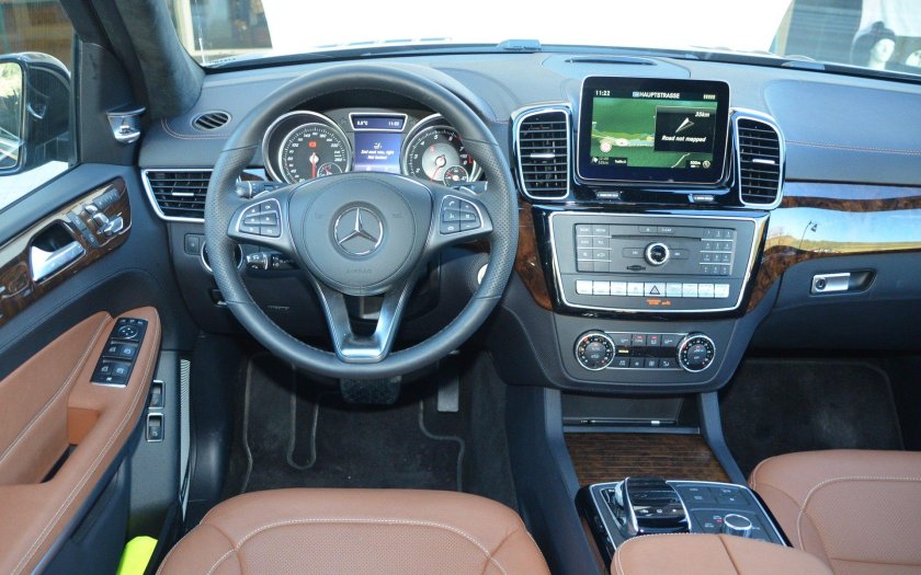 Mercedes Benz GLS 2017 салон