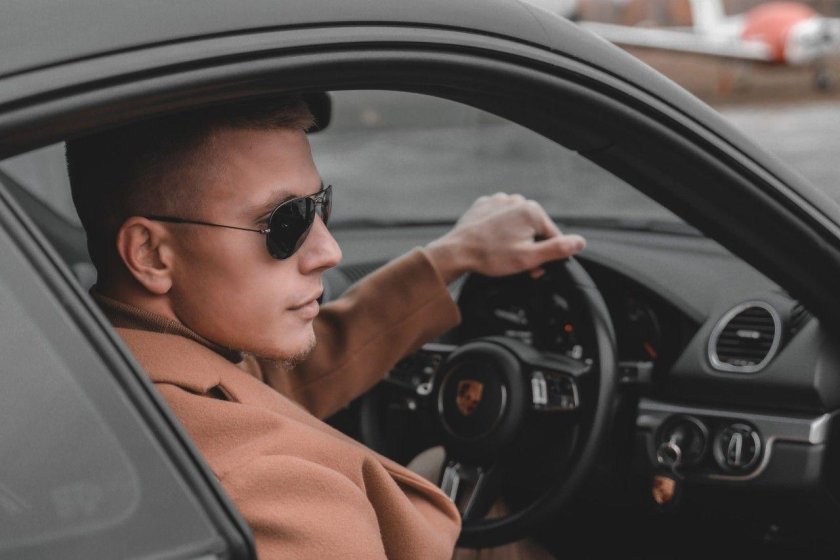 Фото с машиной парень