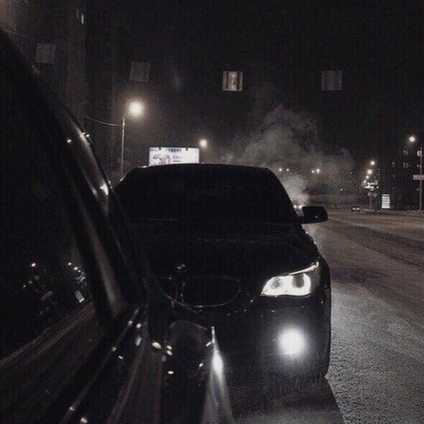 БМВ е60 в темноте