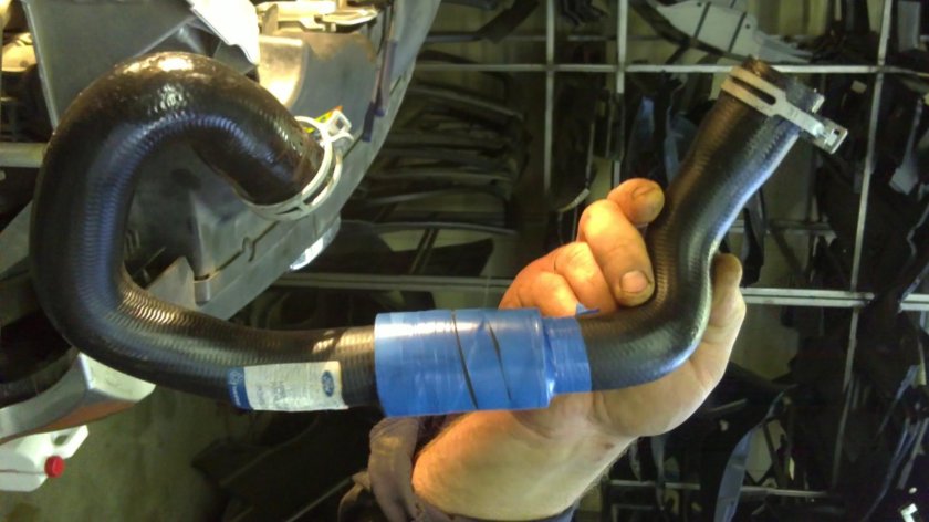 Focus 1 патрубки радиатора