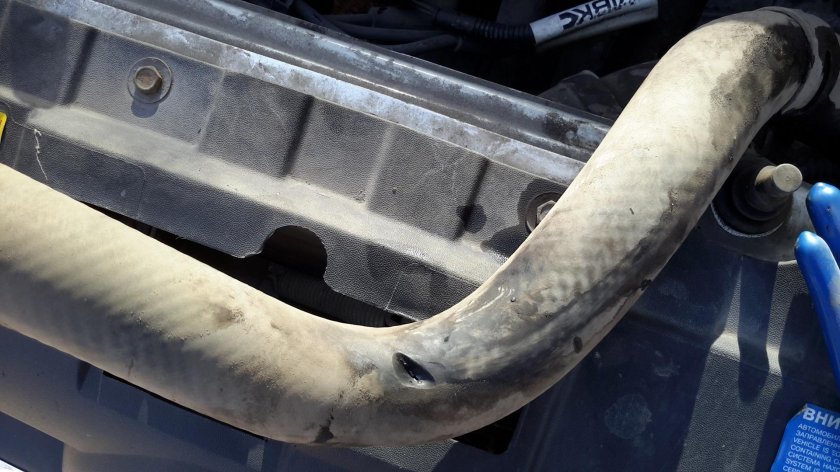 Патрубок радиатора Лада Гранта верхний