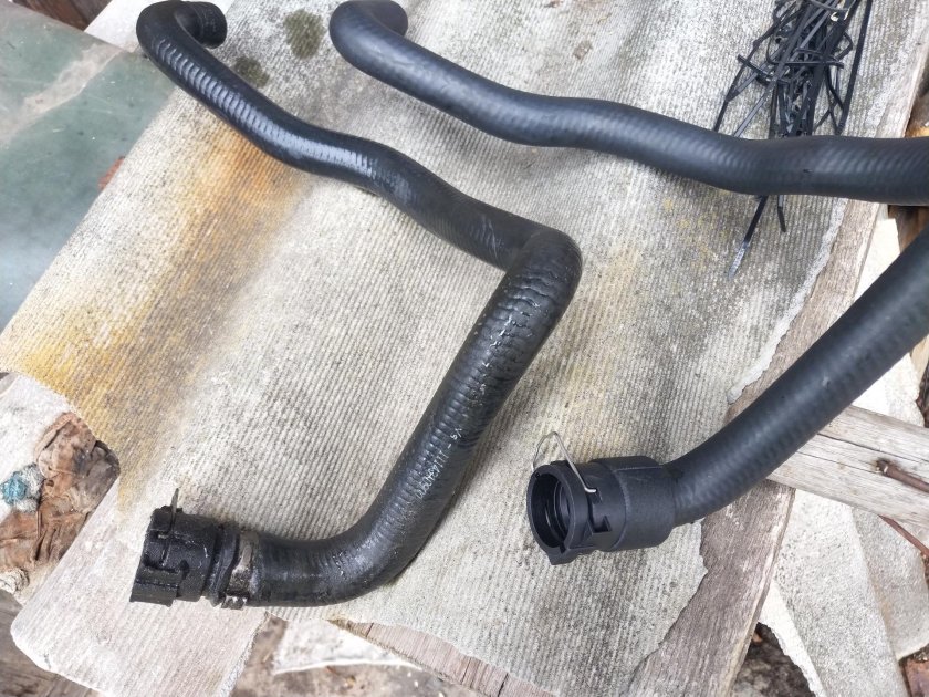 Патрубки печки Пассат б6