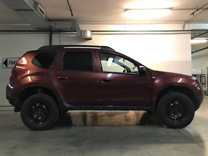 Renault Duster Lifted