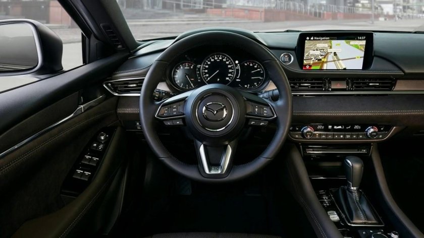 Мазда 6 2019 салон