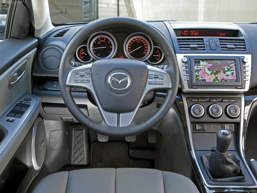 Mazda 6 GH 2007 салон